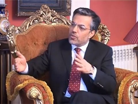 یونس قانونی. (اسکرینشات/یوتیوب)