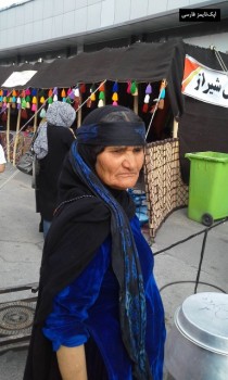 یست و پنجمین نمایشگاه ملی صنایع دستی ایران، تهران، خرداد ۱۳۹۴ (اپک‌‏تایمز)