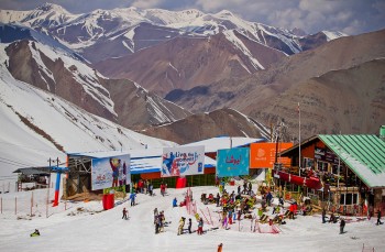 پنجمین دوره مسابقات اسکی دیپلماتیک دیزین
