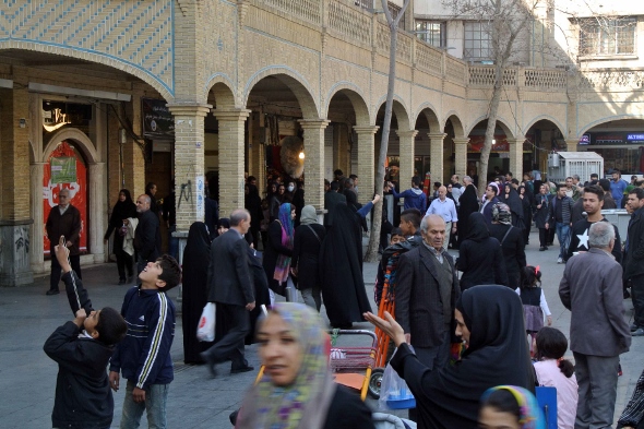بازار بزرگ تهران، اسفند ۱۳۹۴ (اپک‌‏تایمز)