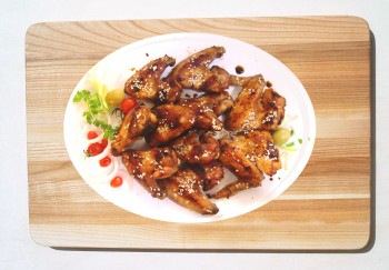 طرز تهیه خوراک بال مرغ چاشنی دار چینی