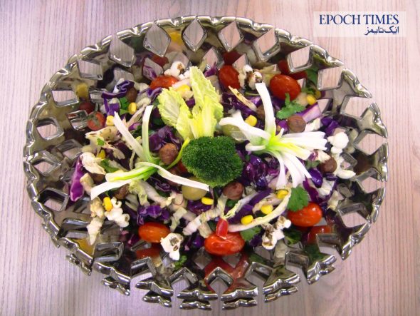 طرز تهیه سالاد گشنیز چینی