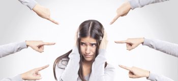 چرا از ریخته شدن آبرویمان هراس داریم؟
