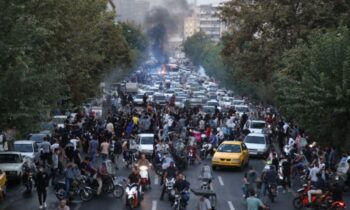 حکومت جمهوری اسلامی ایران به دلیل سال‌های متمادی سرکوب آزادی عقیده، بیان و پوشش مردم ایران و مصرف بی‌رویه ثروت و منابع از طریق اختلاس‌های