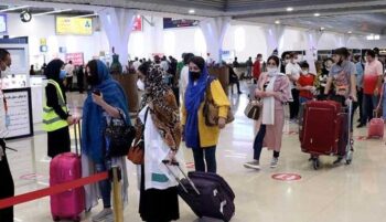 علیرضا منظری، معاون پیشین سازمان هواپیمایی کشوری میگوید یکی از علل عدم انتخاب ایران توسط شرکتهای هوایی خارجی برای توقف،مسئله حجاب می باشد