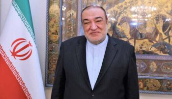 مهدی صفری، معاون وزیر امور خارجه دولت ابراهیم رئیسی مدعی شد که دولت سیزدهم در حال تثبیت صادرات است و برای نمونه عنوان کرد که ایران به چین پای مرغ صادر میکند.