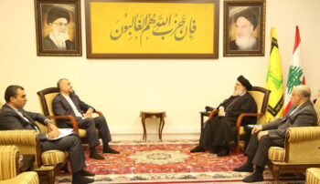 دیدار حسن نصرالله، رهبر گروه حزبالله لبنان با امیرعبداللهیان، وزیر خارجه جمهوری اسلامی
