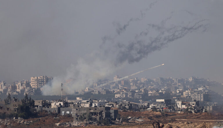 اسرائيل، حماس را به شلیک موشک از پناهگاه‌‌های غیرنظامیان متهم کرد