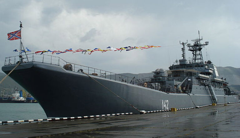 حمله اوکراین به کشتی جنگی بزرگ روسیه در کریمه