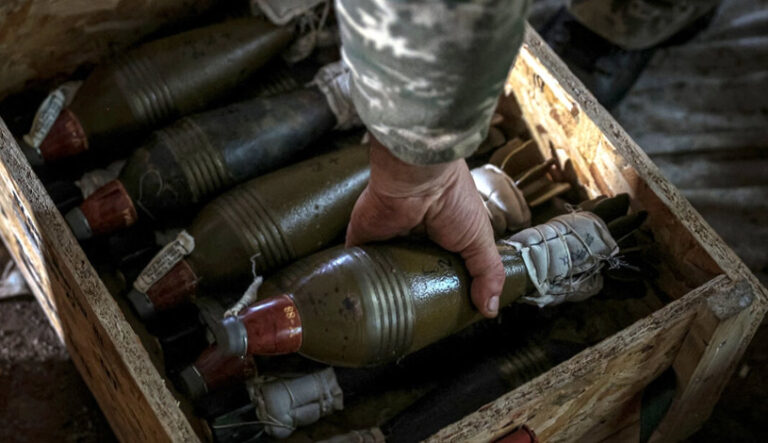 اختلاس در خرید تسلیحات نظامی مورد استفاده در ارتش اوکراین