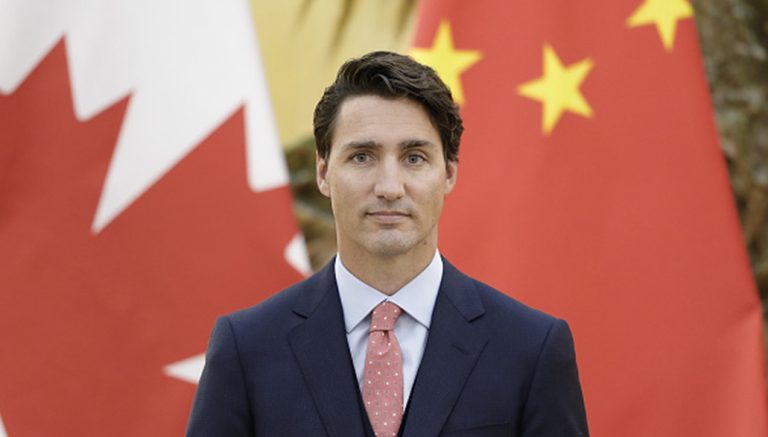 جاستین ترودو، نخست‌وزیر کانادا، سال نوی چینی را به سازمانی در تورنتو تبریک گفته که با اتهام دایر کردن پایگاه پلیس مخفی چین در این کشور روبروست.