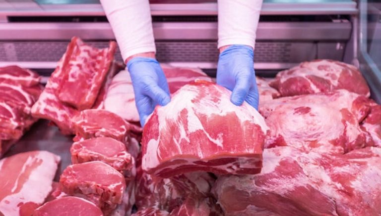 یک مطالعه جدید نشان داده که هیچ ارتباطی بین مصرف گوشت قرمز یا فرآوری‌شده و بیماری‌های قلبی وجود ندارد.