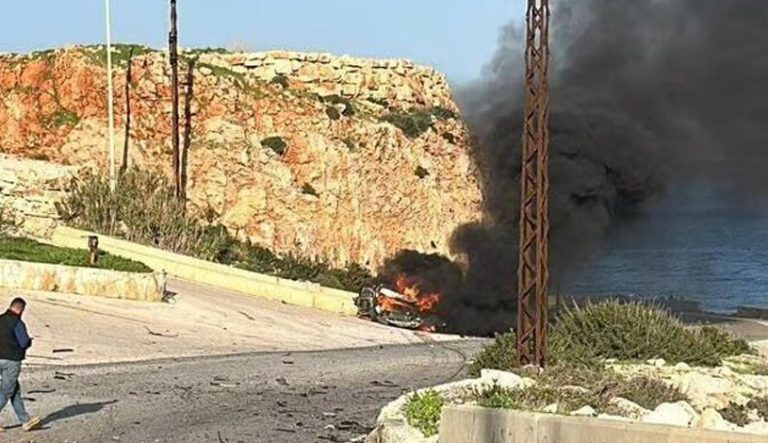 ارتش اسرائیل گزارش داد که صبح شنبه، سه تن از عوامل حزب‌‌‌‏الله در یک خودرو در جنوب لبنان پس از حمله پهپادی اسرائیل در نزدیکی شهر ناقوره کشته شدند.