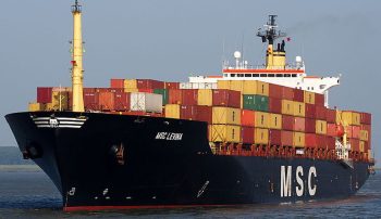 گزارشها حاکی از توقیف کشتی پرتغالی «MSC ARIES» توسط نیروهای سپاه پاسداران در تنگه هرمز است.