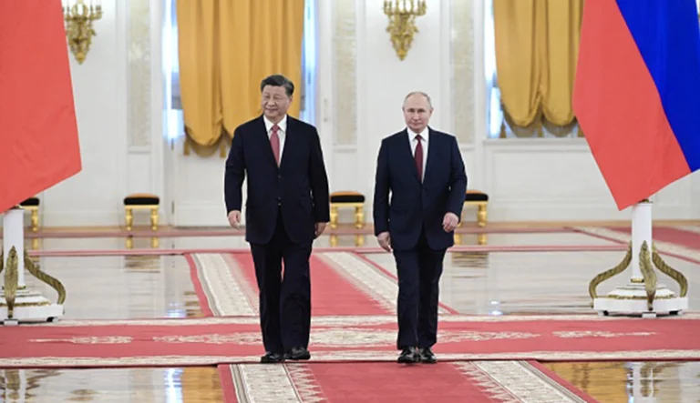 راهبردهای پنهانی حزب کمونیست چین و روسیه برای تضعیف آمریکا چه هستتند؟