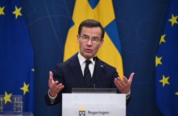 نخست‌وزیر سوئد گفته است که این کشور آماده است تا در زمان جنگ، سلاح‌های هسته‌ای را در خاک خود مستقر کند.