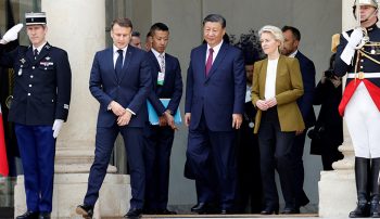 همزمان با پایان سفر شی جین‌پینگ، رئیس کمیسیون اروپا درباره واردات بی‌رویه خودروهای برقی از چین هشدار داد.