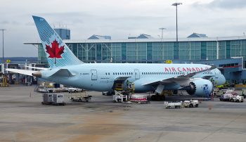 براساس یک نظرسنجی جدید، ایر کانادا از نظر رضایت مشتری در رتبه پایین‌تری از دیگر خطوط هوایی آمریکای شمالی قرار دارد.