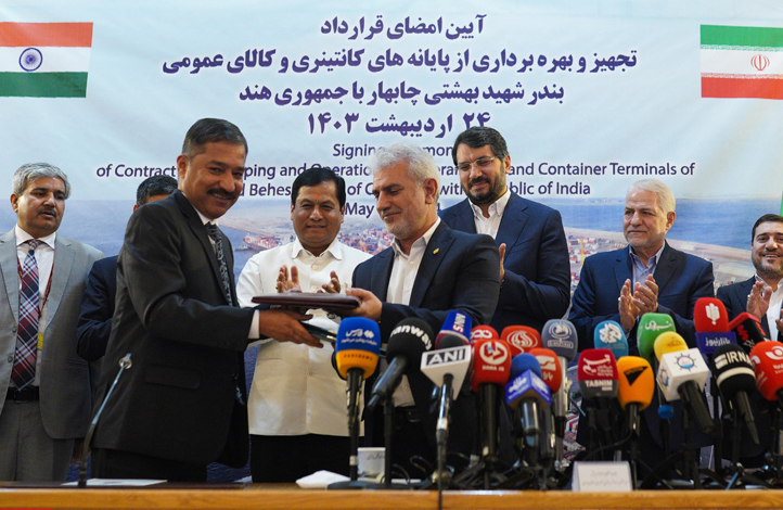وزیر امور خارجه هند گفته است که هند انتظار دارد « قرارداد بلندمدتی » با ایران برای مدیریت بندر چابهار ایران منعقد کند.