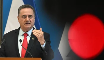 اسرائیل روز پنجشنبه پیشنهاد آتشبس با حزب الله را رد و از درخواست متحدان از جمله آمریکا برای پایان دادن به درگیریها خودداری کرد.