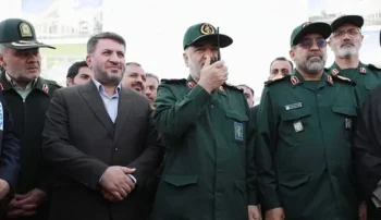 رویترز به نقل از مقامات امنیتی ایران نوشت که سپاه پاسداران پس از انفجار هزاران پیجر و بی‌سیم حزب‌الله در لبنان، اعضای خود را از استفاده از دستگاه‌های ارتباطی منع کرده است.