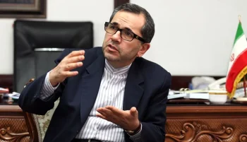 مجید تخت روانچی گفته است که تاکنون ترامپ هیچ پیامی برای ایران نفرستاده است و جمهوری اسلامی منتظر است تا سیاست ترامپ در قبال تهران مشخص شود.