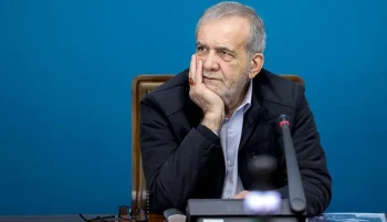 مسعود پزشکیان با تأکید بر لزوم «مقاومت» در برابر تحریمها تصریح کرد که دولت او هیچ اختیاری برای کنترل قیمت دلار ندارد.