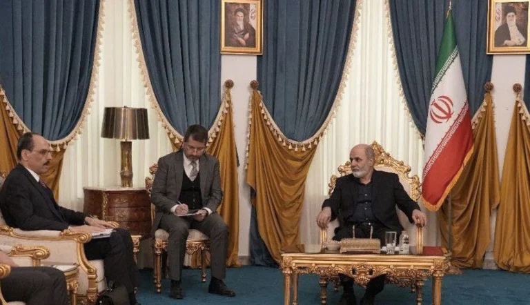 ابراهیم کالین، رئیس سازمان اطلاعات ترکیه (میت)، در سفر به تهران با مقامات ارشد امنیتی جمهوری اسلامی دیدار و درباره تحولات منطقه‌ای، تهدیدات امنیتی و بحران‌های جاری در خاورمیانه گفت‌وگو کرد. بر اساس گزارش‌ خبرگزاری آناتولی ترکیه، ابراهیم کالین، در این سفر با اسماعیل خطیب، وزیر اطلاعات جمهوری اسلامی، و علی‌اکبر احمدیان، دبیر شورای عالی امنیت ملی جمهوری اسلامی، دیدار و تبادل نظر کرده است.