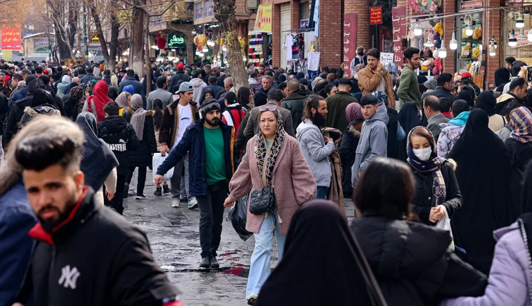 امروز، سه‌شنبه ۲۳ بهمن ۱۴۰۳، تجمعات اعتراضی در شهرهای مختلف کشور از جمله بوشهر، قزوین و رشت در اعتراض‌ به شرایط معیشتی، شغلی و اقتصادی برگزار شد.