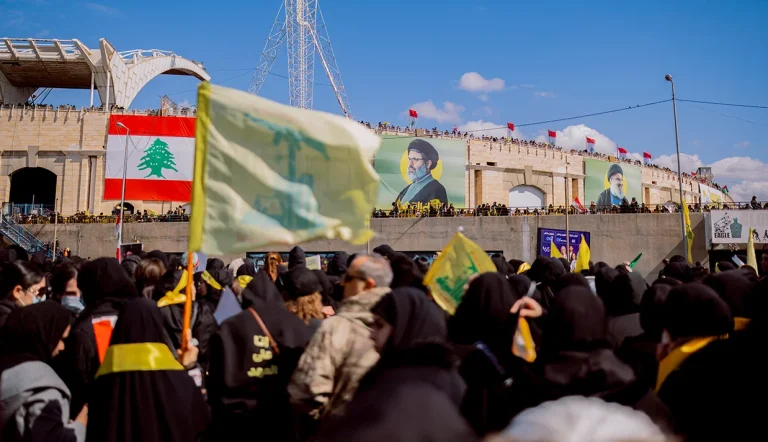 یک موسسه تحقیقاتی اسرائیلی موسوم به الما گزارش داده است که روند نقدینگی در «بانک قرض الحسن» حزب‌الله احیا شده است و دولت لبنان باید مانع از فعالیت این موسسه شود.