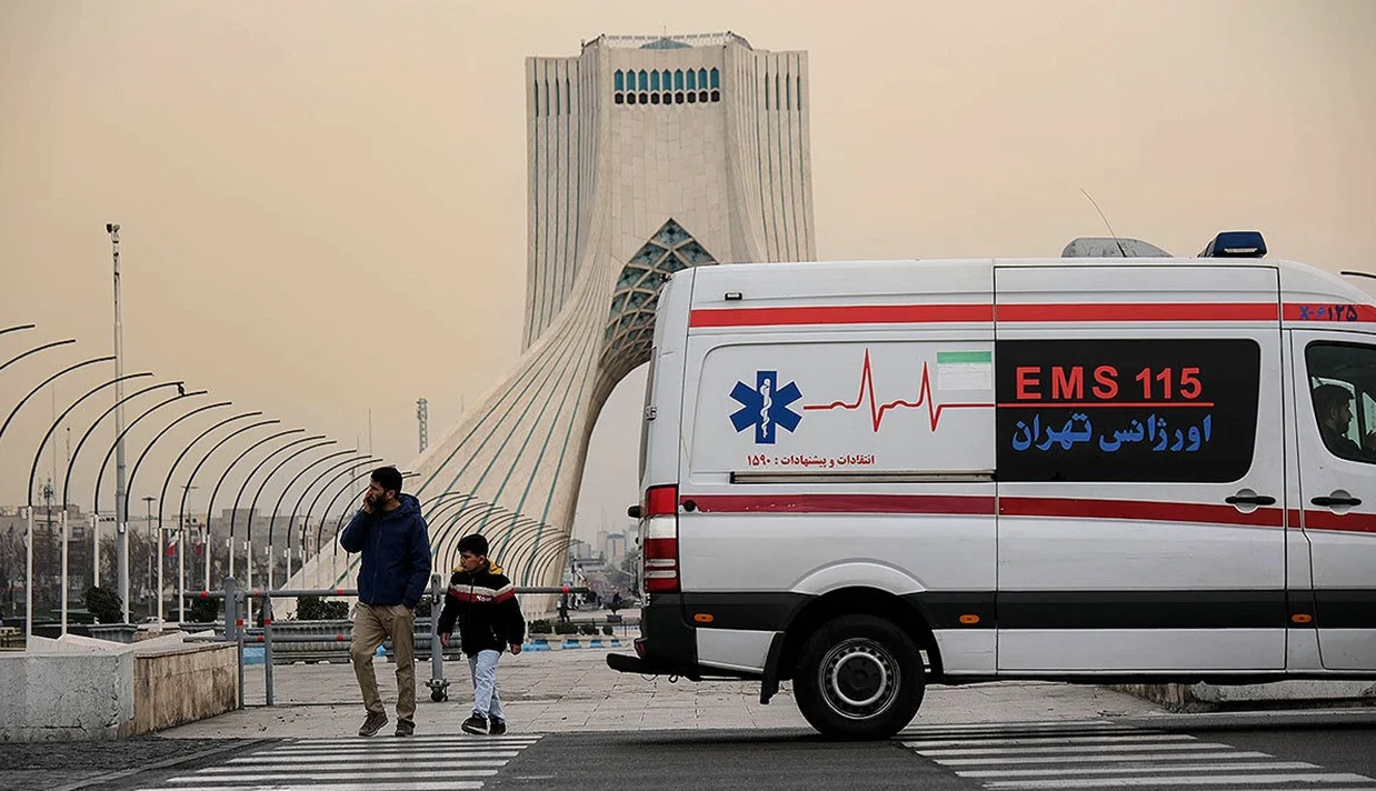 معاون مرکز تحقیقات کیفیت هوا و تغییر اقلیم دانشگاه شهید بهشتی گفت در سال گذشته ۷۳۴۲ نفر در کلانشهر تهران بر اثر آلودگی هوا، جان باختند.