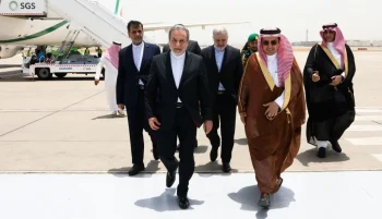 در آستانه دور چهارم مذاکرات هسته‌ای، عباس عراقچی، وزیر خارجه جمهوری اسلامی، برای دیدار با مقامات سعودی وارد جده شد.