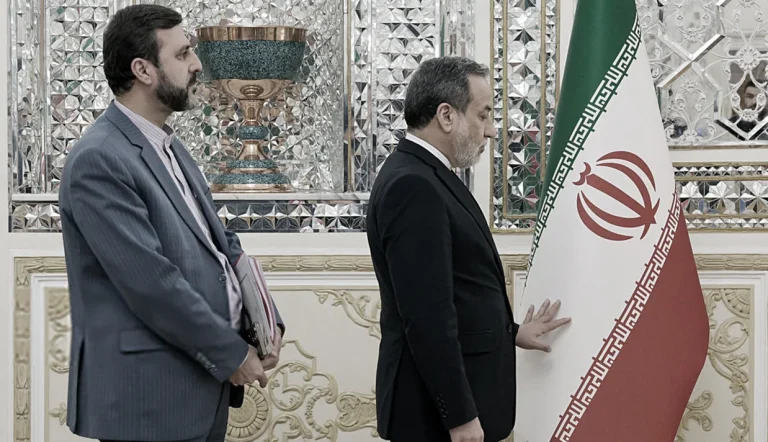 نورنیوز به نقل از یک مقام آگاه گزارش داده است که دور چهارم مذاکرات غیرمستقیم تهران و واشنگتن در روز یکشنبه ۲۱ اردیبهشت برابر با ۱۱مه در مسقط برگزار می‌شود.