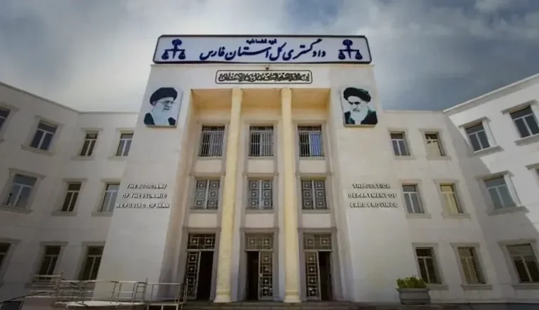احسان باقری، قاضی دستگاه قضایی و رئیس شعبه ۱۰۲ کیفری شیراز در هنگام عزیمت به محل کار خود توسط دو فرد با «سلاح سرد» کشته شد.