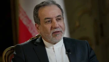 عباس عراقچی، وزیر امور خارجه جمهوری اسلامی، در نامهای به دبیرکل سازمان ملل متحد، حملات اخیر اسرائیل علیه اهدافی در ایران را مصداق «اعلان جنگ» دانست و خواستار اقدام فوری نهادهای بینالمللی شد.