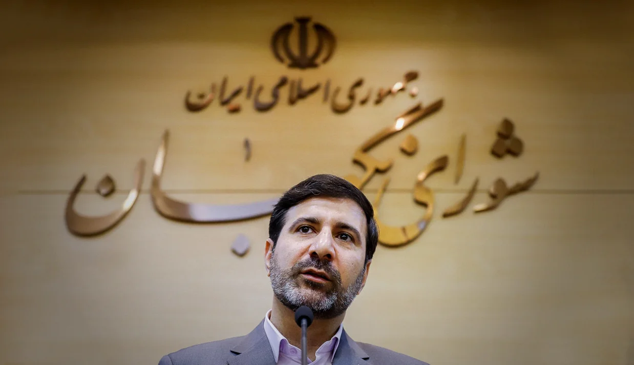 محمدباقر قالیباف اعلام کرد که درپی تأیید شورای نگهبان، قانون تعلیق همکاری با آژانس بینالمللی انرژی اتمی ابلاغ شد.