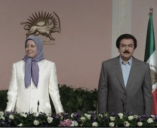 بیانیه منتسب به مسعود رجوی که سازمان مجاهدین خلق منتشر شده است و در آن از بیانیه میرحسین موسوی حمایت‌شده، با واکنش‌هایی مواجه شده است.