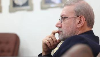 علی لاریجانی، مشاور رهبر جمهوری اسلامی گفته است که این کشور در حال بررسی پیامهای آمریکا برای آغاز مذاکرات میباشد.