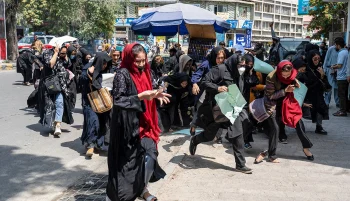 وزارت خارجه آمریکا در گزارش سالانه حقوق بشر در افغانستان گفت نظام سرکوب طالبان، معادل جنایت علیه بشریت تلقی می‌شود.