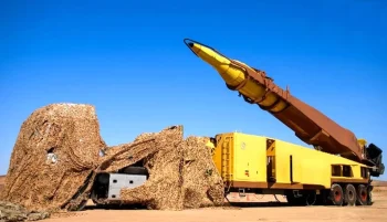 احمدنادری، عضو مجلس شورای اسلامی پیشنهاد داد که جمهوری اسلامی برای بقای خود، بمب اتم را آزمایش کند.