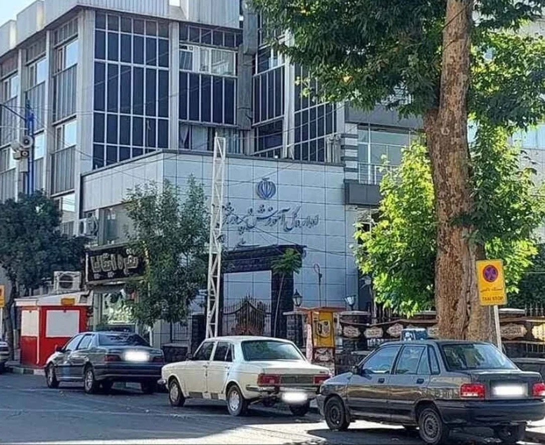 رسانههای داخلی از وقوع یک انفجار در ساختمان اداره آموزش و پرورش شهر ارومیه خبر دادند.