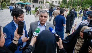 محسن پاکنژاد، وزیر نفت جمهوری اسلامی گفت فعال شدن احتمالی مکانیسم ماشه باعث محدودیت فروش نفت ایران نخواهد شد.