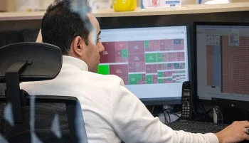 حدود ۸۰ میلیارد دلار از داراییهای ملی ایران از چرخه اقتصادی خارج شده است؛ رقمی کمسابقه که میتواند پیامدهایی سنگین برای رشد اقتصادی، اشتغال و ثبات مالی در ایران به دنبال داشته باشد.