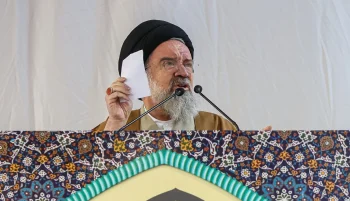 احمدخاتمی، خطیب نماز جمعه تهران گفت سخن عباس عراقچی وزیر امور خارجه درباره «زیادهخواه» خواندن آمریکا و عدم بازگشت به میز مذاکره، درست و قابل تایید است و این موضع انقلاب اسلامی است.