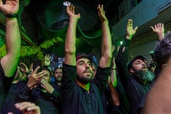 رسانههای داخلی گزارش دادند که سه مداح مذهبی در پست مدیریتی در شهرداری تهران منصوب شدهاند.