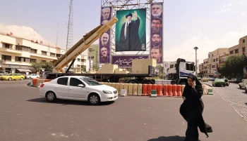 مشاور پیشین سازمان محیط زیست ایران گفته است که با پول ۱۰ فروند موشک، میتوانیم مازوتها را استاندارد کنیم.