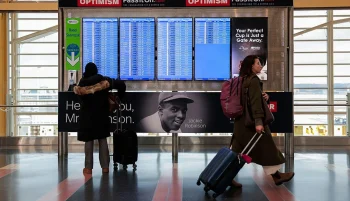 در آستانه ورود طوفان زمستانی «دوین» به شمالشرق ایالات متحده، شرکتهای هواپیمایی بیش از ۱۵۰۰ پرواز برنامهریزیشده برای روزهای ۲۶ و ۲۷ دسامبر را لغو کردند.