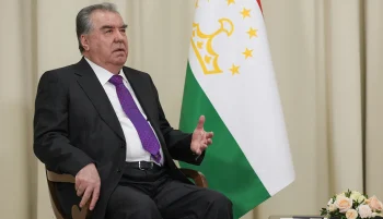 امامعلی رحمان، رئیسجمهور تاجیکستان، روز سهشنبه ۲۵ آذر در سخنرانی خود در مجلس ملی این کشور، بر ضرورت بازگشت به ریشههای فرهنگی و احترام به باورهای نیاکان در حوزه تمدن باستانی تأکید کرد.