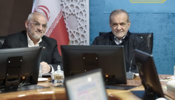 مسعود پزشکیان، رئیس دولت جمهوری اسلامی گفت که با وضعیت کنونی در ایران نیز دولت جمهوری اسلامی می‌تواند مشکل معیشتی مردم را حل کند.