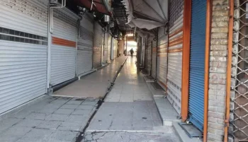 فراخوان شاهزاده رضا پهلوی بر اعتصاب سراسری، حضور هدفمند خیابانی و تسخیر مراکز شهرها تأکید دارد؛ اقدامی که به گفته او می‌تواند شریان‌های مالی حکومت را قطع کند.